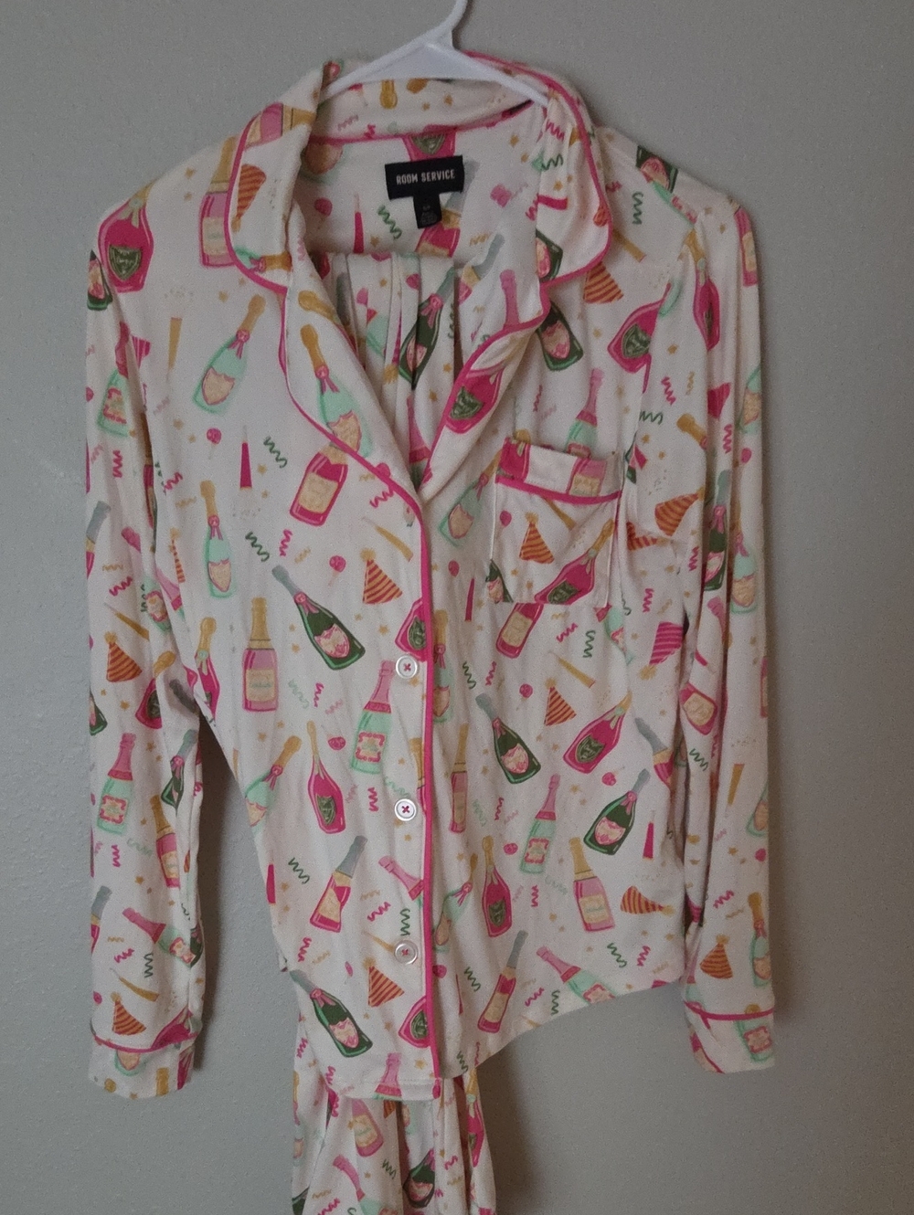 Room Service White Champagne-Print Button Pajama Top with Pink Trim